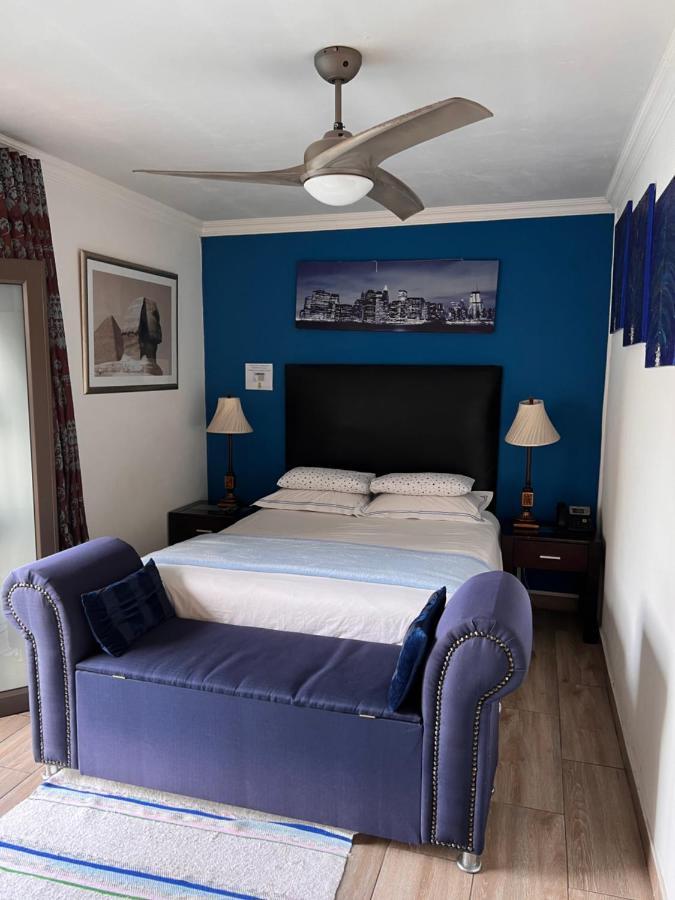 2 Op Terblanche Guesthouse Boksburg Εξωτερικό φωτογραφία