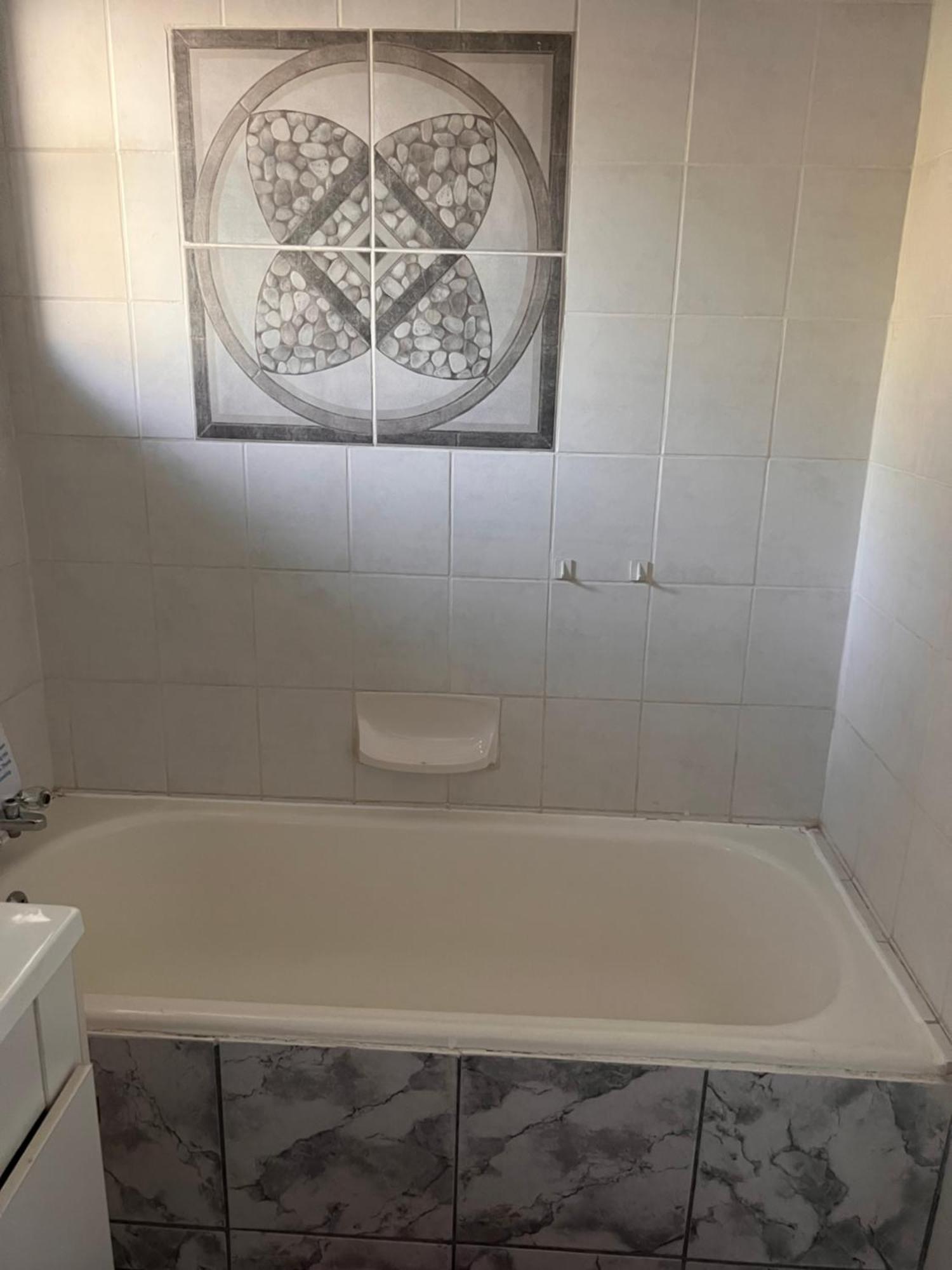 2 Op Terblanche Guesthouse Boksburg Εξωτερικό φωτογραφία