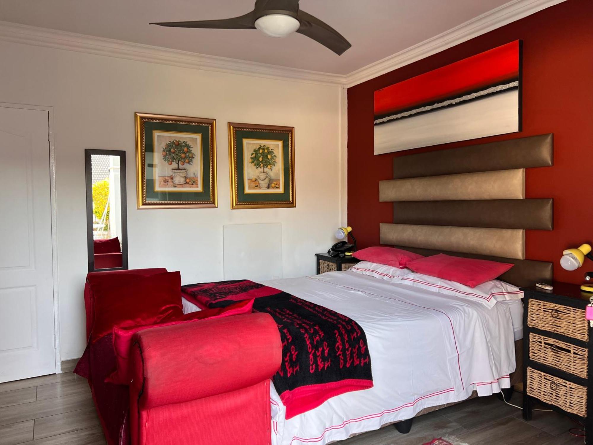 2 Op Terblanche Guesthouse Boksburg Εξωτερικό φωτογραφία