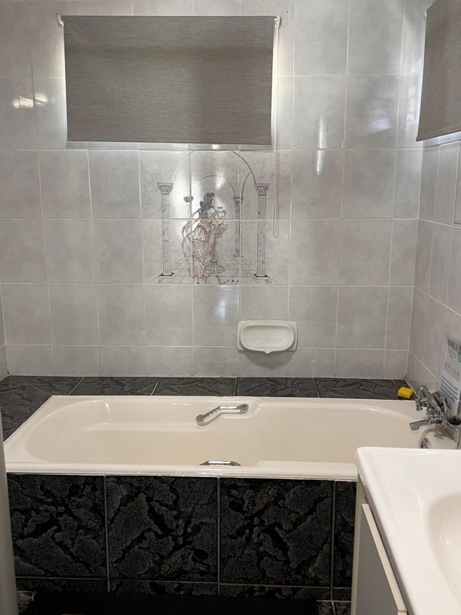 2 Op Terblanche Guesthouse Boksburg Εξωτερικό φωτογραφία